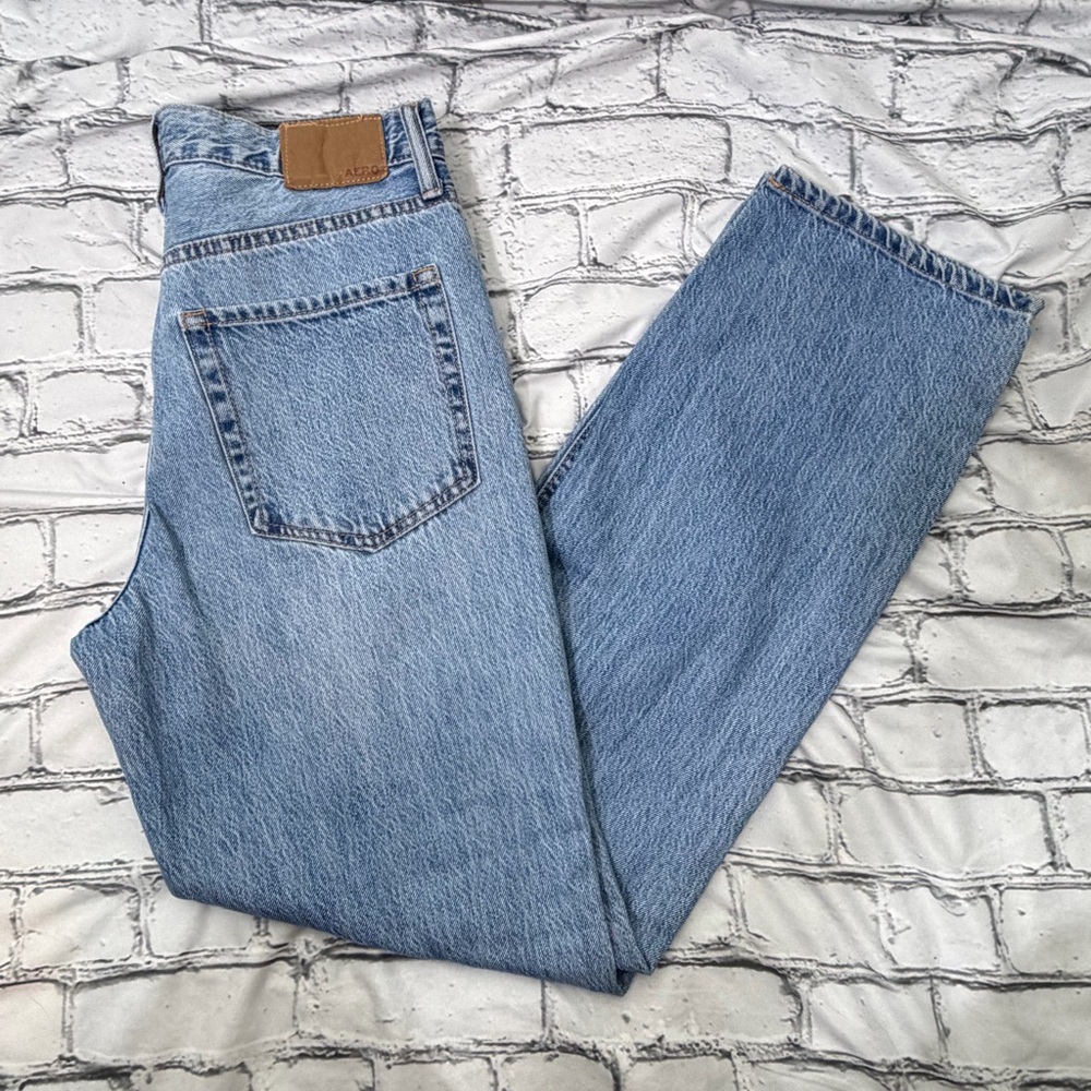 Button Fly 90’s Baggy Wide Leg distressed Jeans